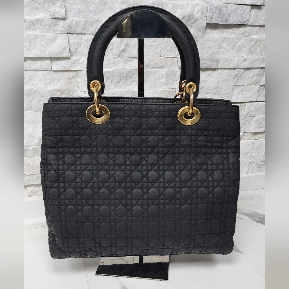 Lady Dior Medium - Picture 3 of 12